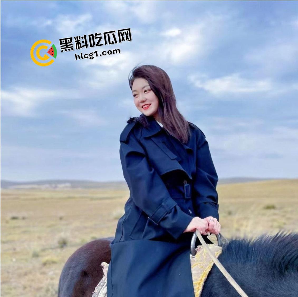 探花女主都能开？99年美女【李思瑶】下海 被实名吐槽大黑逼 我看这也不黑啊  第7张