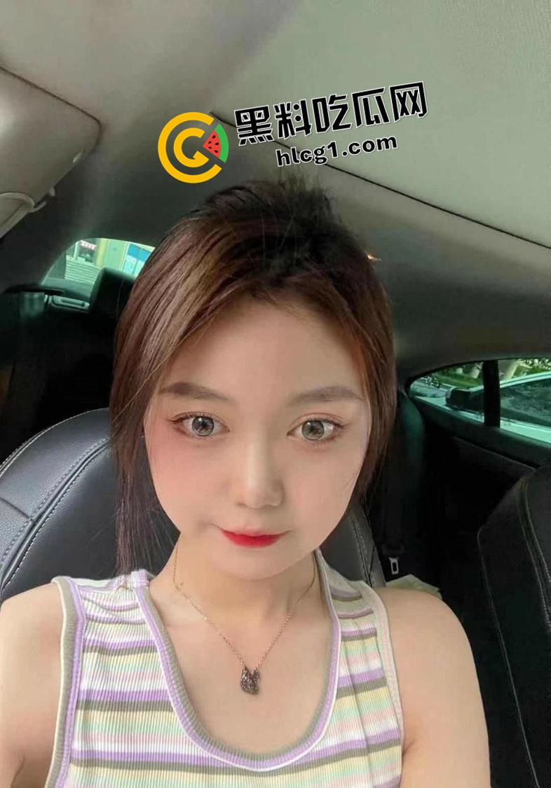 探花女主都能开？99年美女【李思瑶】下海 被实名吐槽大黑逼 我看这也不黑啊  第12张