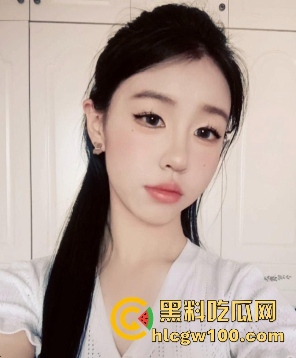 赤峰二中反差婊【杨诺海】表面学霸，背后骚浪不堪，分手后渣男曝光不雅视频敞腿自慰震惊全校！  第6张