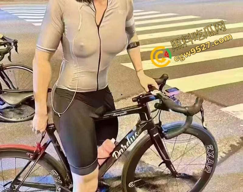 骑行辣妹撩人夜!杭州【刘洋】掀起骑行圈风暴，极品尤物诱人犯罪，骑行圈成欲海，你敢挑战吗  第11张
