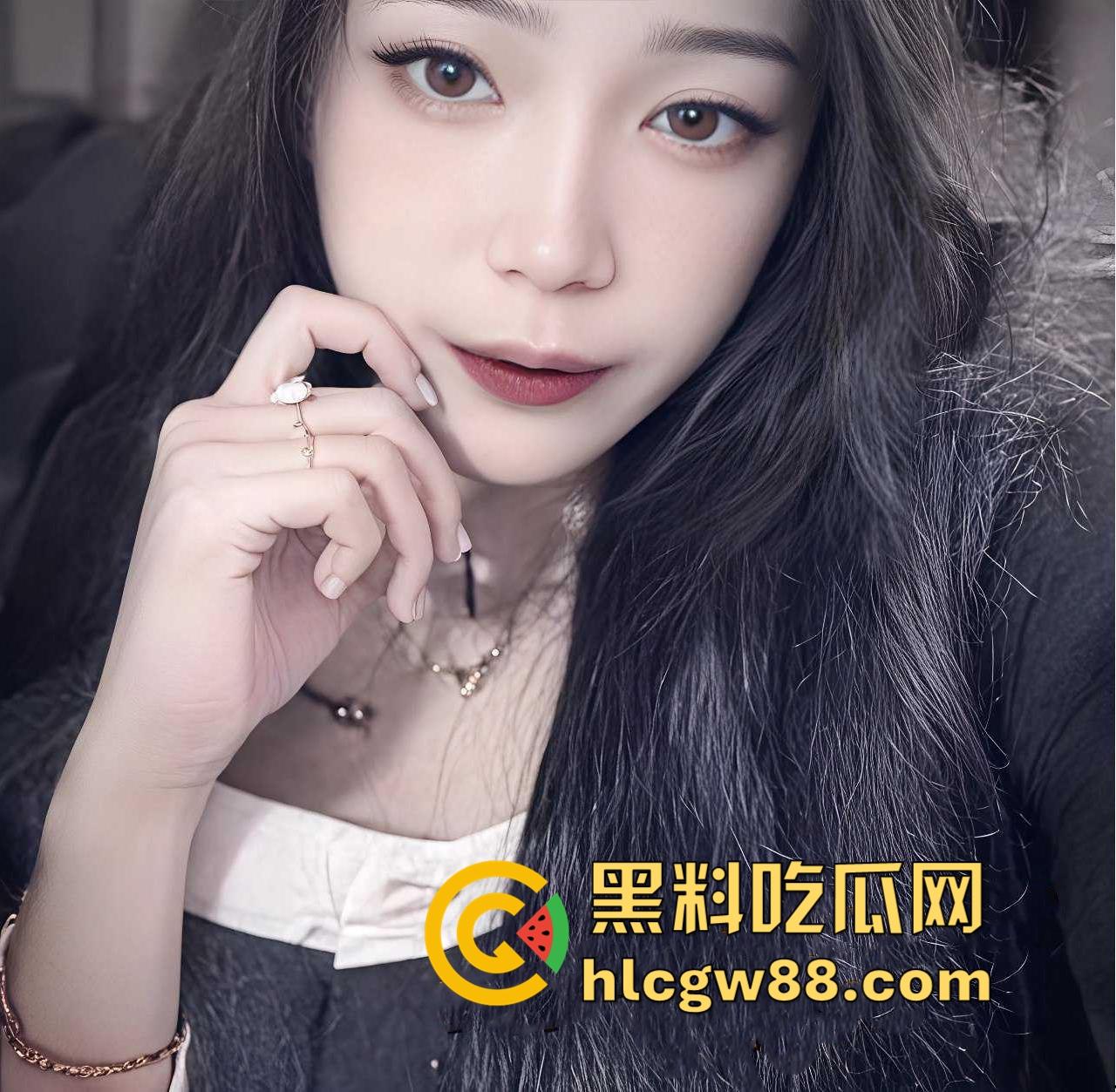 奶子再大也需要男人摩擦 杭州反差巨乳白领【莫婷婷】和男友居家性爱流出 这是有多爱奶子！  第1张