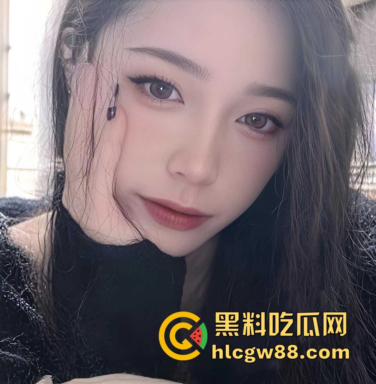 奶子再大也需要男人摩擦 杭州反差巨乳白领【莫婷婷】和男友居家性爱流出 这是有多爱奶子！  第3张