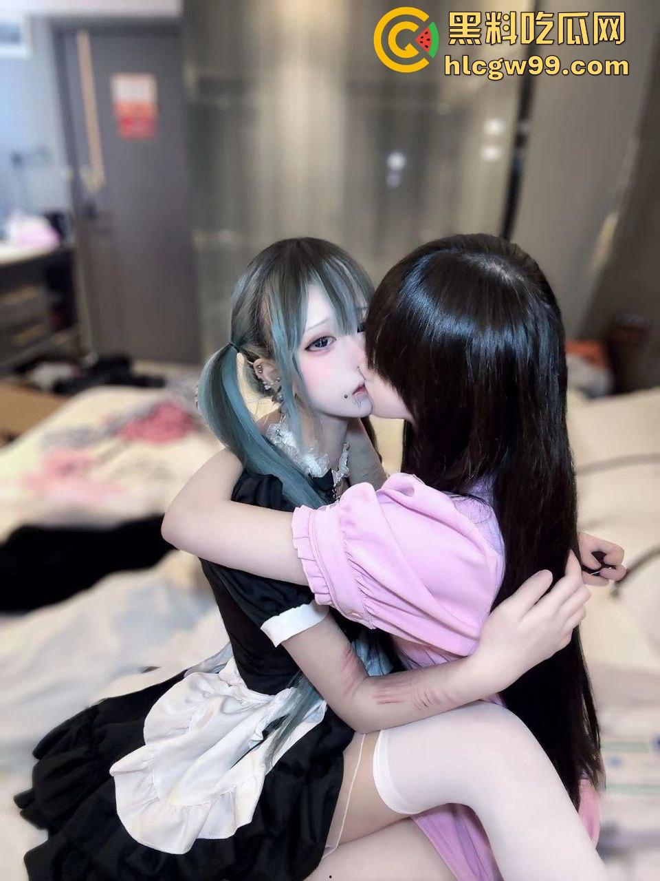 推特地雷系双马尾萝莉炸场，幼猫病猫高颜值白丝双飞，攻速3.0飞机场萝莉果然要靠双马尾才有东西抓！  第7张