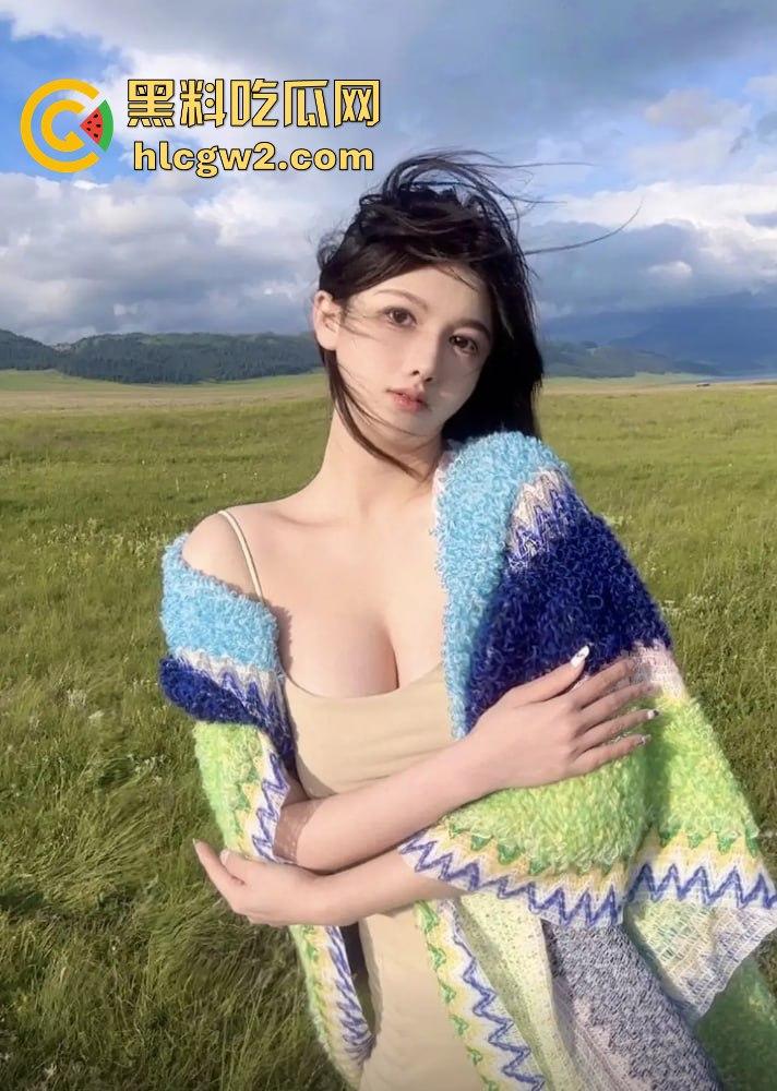 抖音30万粉丝骚鸡福利姬『人间真实小baby』直播露奶子 真空出门玩漏奶，36C露点疯狂撩大哥！  第5张