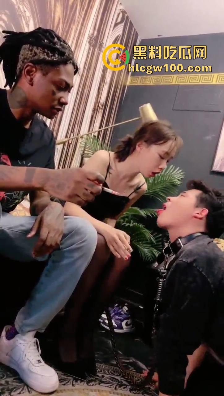 广州媚黑绿帽奴的重口癖好，吐口水吃口水还玩绿奴，哥们这是脑子坏了？这种操作艾滋都要谢谢你了！  第5张