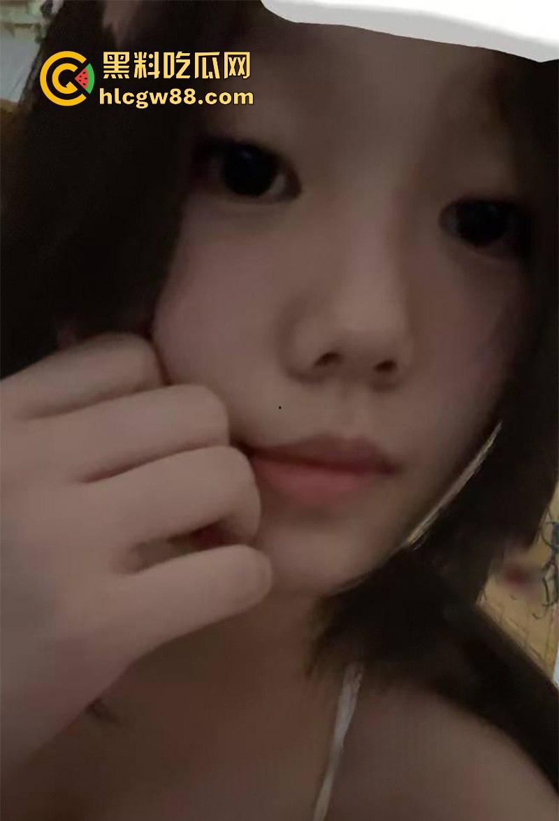 四川巴中职业技术学院00后嫩妹【陈婷婷】网上约炮勾搭求操 出轨视频被男友曝光！  第7张