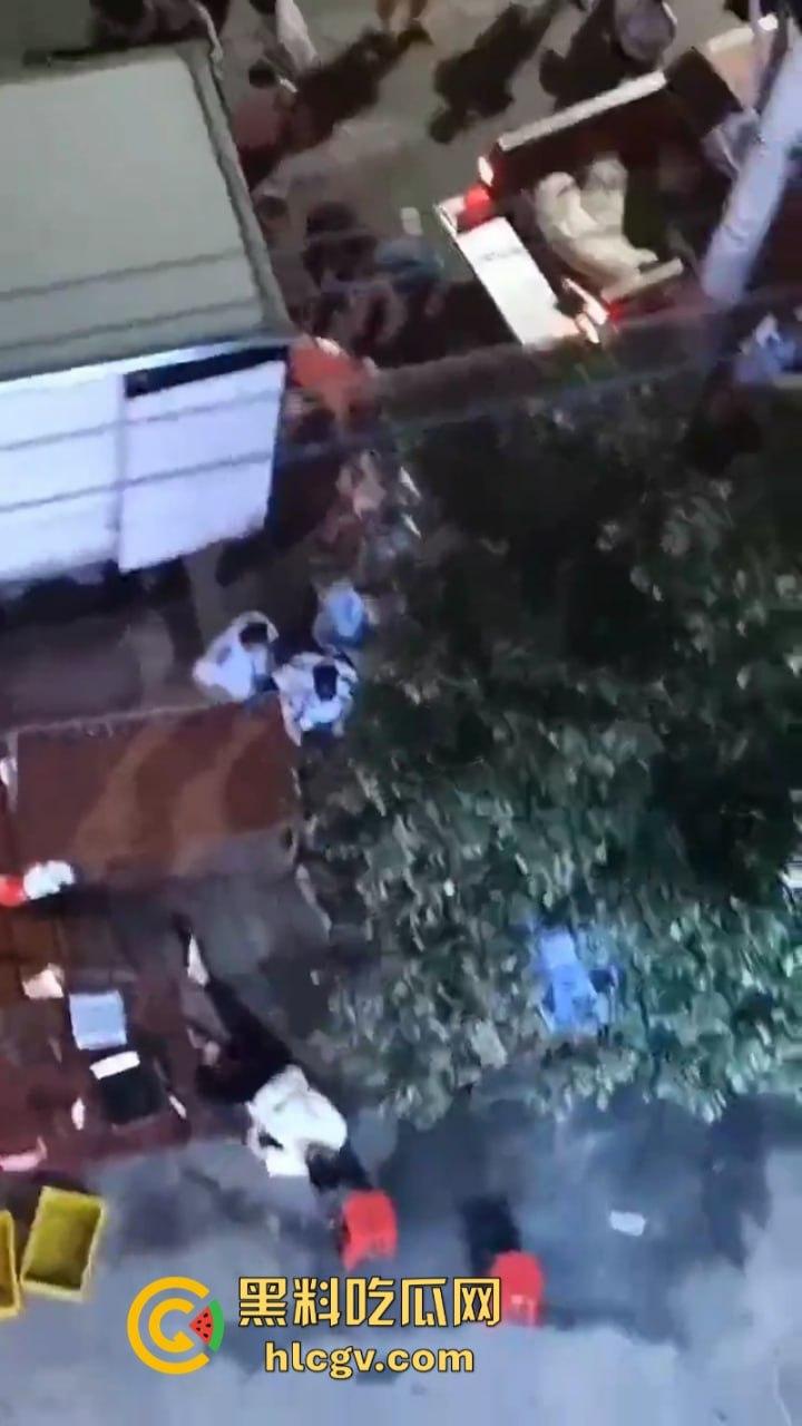 廉江风波起！廉江城管被指 “抢劫” 批发猪肉！执法行为还是权力滥用？  第7张