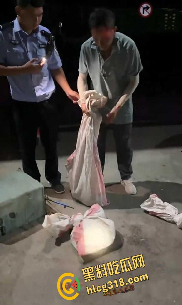 偷狗贼改偷猫了，一晚上偷窃十几只猫， 被路人几兄弟抓获， 报警后偷猫者声称第一次 !  第3张