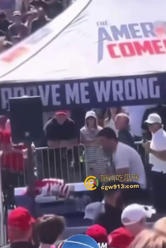 特朗普盟友【查理·科克】枪击惨死犹他谷大学！FBI全城搜捕抓住LGBTQ老人，特朗普下令全国半旗致哀！  第6张