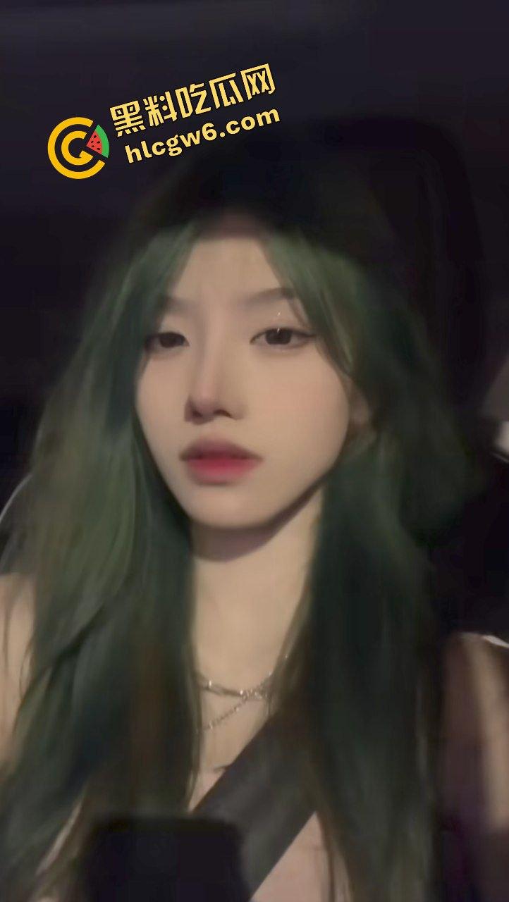 成都青羊区绿发反差婊骚鸡『孙紫滢』口交嗦屌超投入 后入爆干淫逼淫叫！独家流出！  第5张