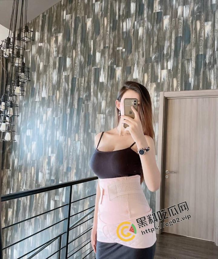 快手130w粉 程宝宝 被曝已怀孕升级为人母  一日擦终身擦 再来欣赏一下拜金女的抖奶集锦 微密圈付费合集 第5张