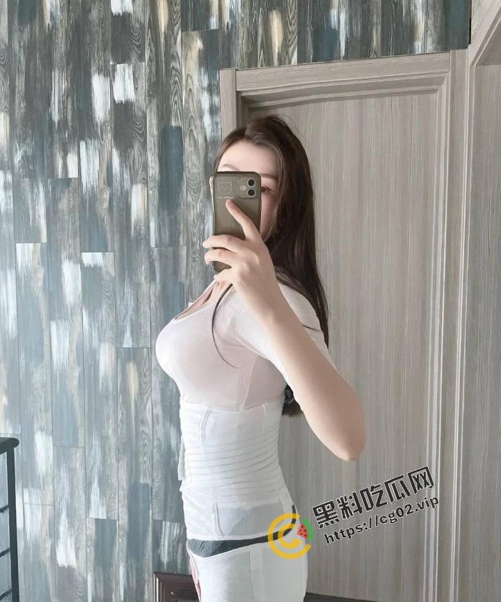 快手130w粉 程宝宝 被曝已怀孕升级为人母  一日擦终身擦 再来欣赏一下拜金女的抖奶集锦 微密圈付费合集 第7张