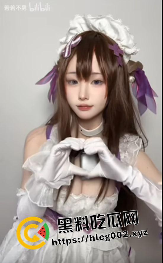 开盒b站up主【若若不男】cos漫展完直接进金主房间  大奶 小穴毛发旺盛 被金主猛操实拍 第3张