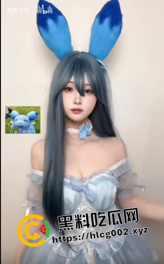 开盒b站up主【若若不男】cos漫展完直接进金主房间  大奶 小穴毛发旺盛 被金主猛操实拍 第5张