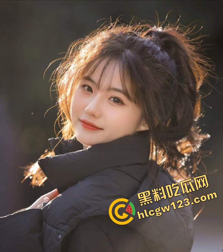 青岛极品幼师露脸抠逼泄露，讲完童话回家自慰表情媚到不行，骚到像开了九次房后再爱一次的脸！  第5张