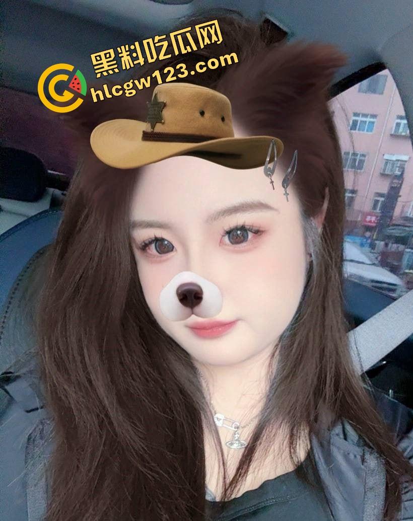 青岛极品幼师露脸抠逼泄露，讲完童话回家自慰表情媚到不行，骚到像开了九次房后再爱一次的脸！  第8张