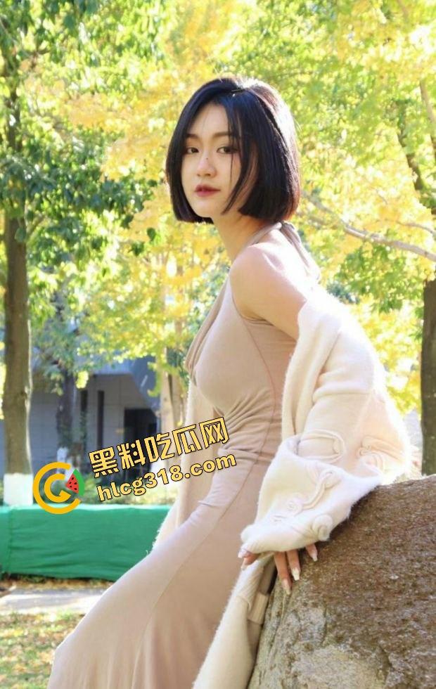 小红书约拍女客户明明有男朋友还骚得不行，广州白云区凌晨偷情被我内射两次，回家还躺进男友被窝装无事！  第4张