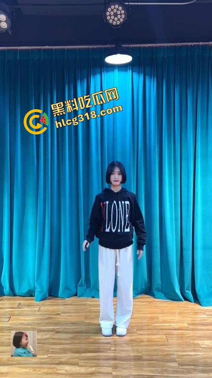 小红书约拍女客户明明有男朋友还骚得不行，广州白云区凌晨偷情被我内射两次，回家还躺进男友被窝装无事！  第9张