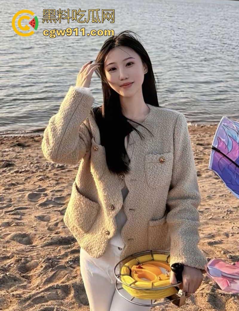 长沙理工校花【徐丽丽】约炮成瘾玩情趣调教，穿JK戴狗链被爆操颜射吞精，老淫贱了！  第3张