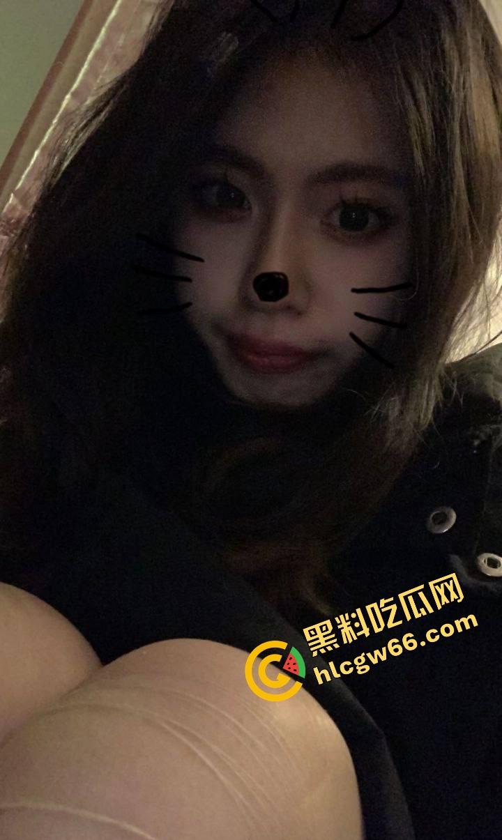 浙江大三学姐『赵悦』反差爆炸，朋友圈文艺白月光，私下骚得裸聊自慰插穴，酒店啪啪肥臀后入被操成狗！  第4张