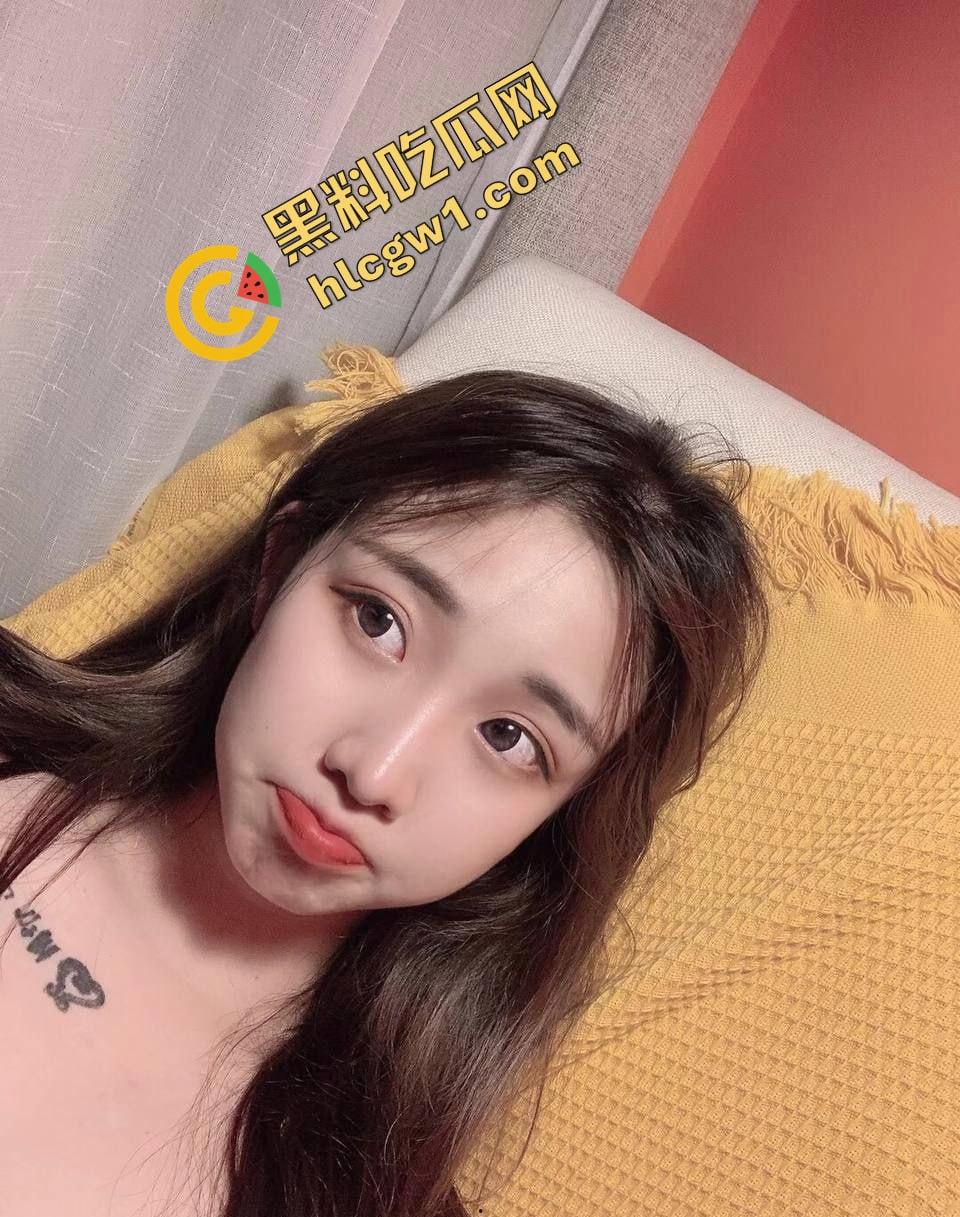 河南南阳反差骚鸡『马灵芝』纹身社会姐 又浪又骚！女上位狠狠夹吸男友鸡巴 独家曝光！  第2张