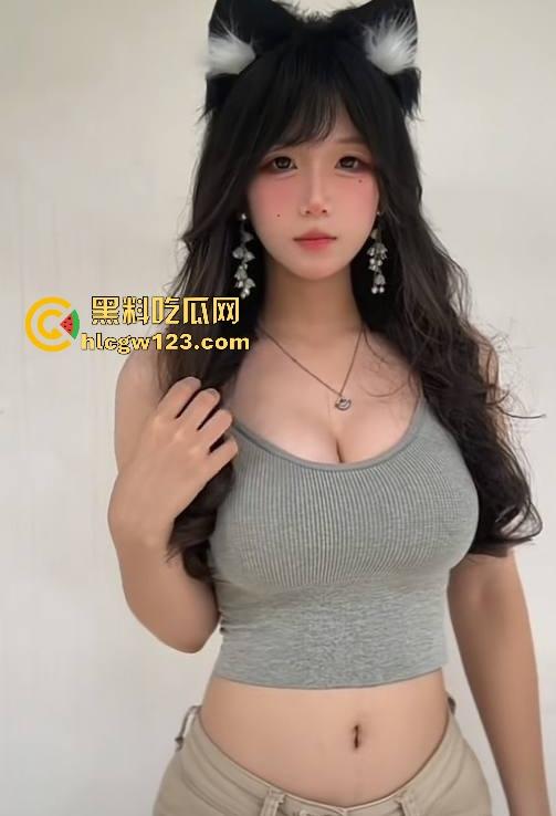 抖音巨乳反差网红【饭書書】网调自慰视频曝光  极品清纯大奶大秀身材 挑逗姿势性感撩人！ 第2张