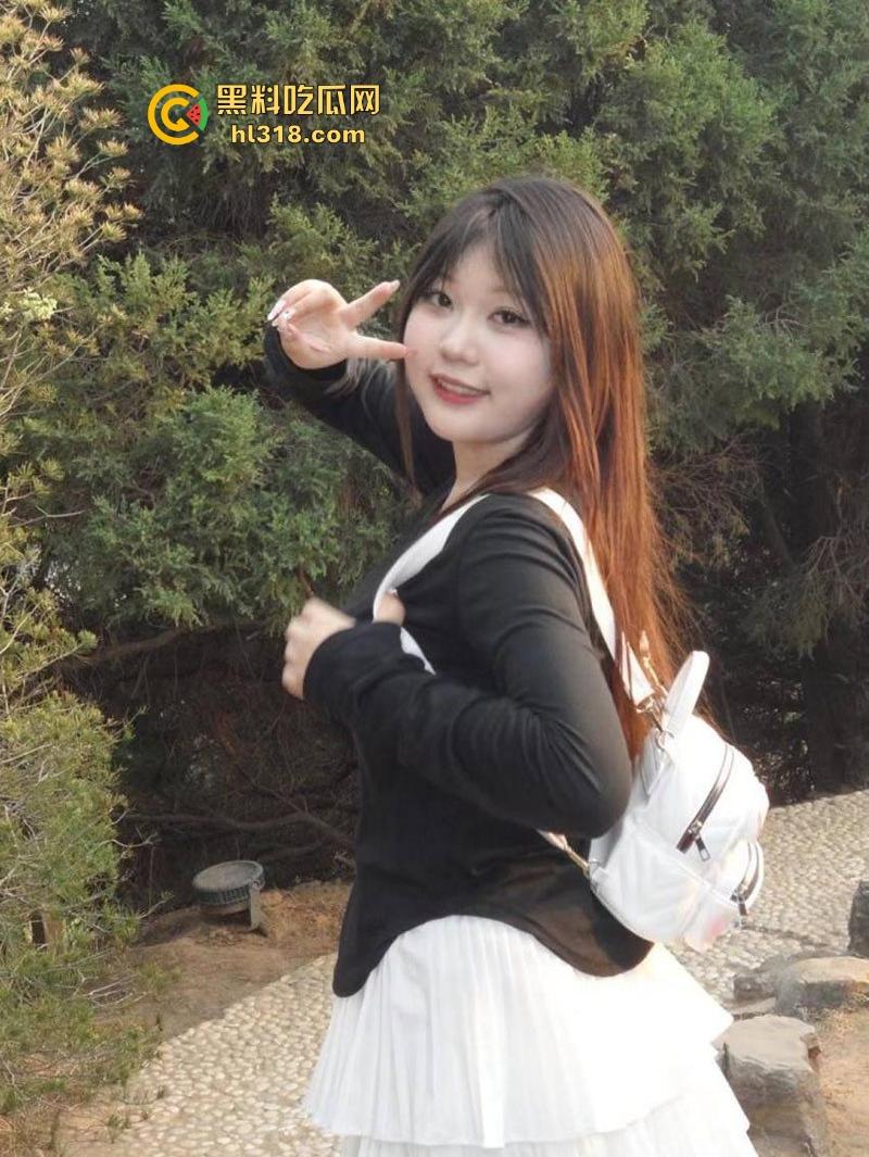 山西财经大学【郭盈盈】自慰视频流出，丰满巨乳与顶级巨臀，微胖尤物上演极致的诱惑！  第2张