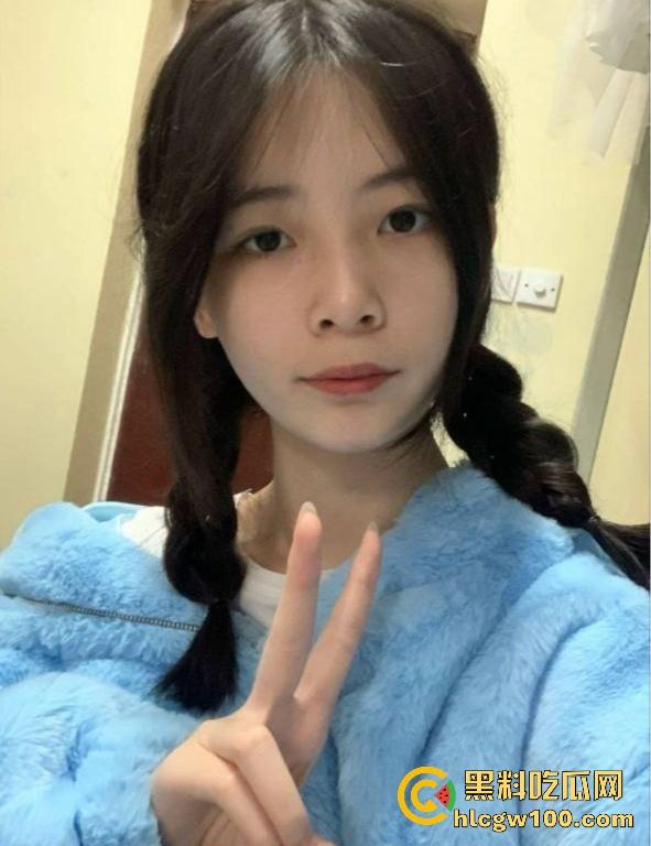 合肥网恋聊到的大学妹【余嘉宁】刚失恋就被拿下，性冷淡到床上闭眼不叫不闹，连分手都显得清淡无味！  第5张