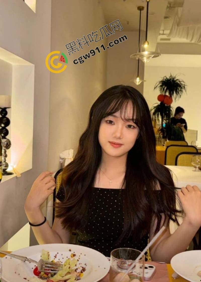 广州清纯学霸【李悦】白天是才女，夜晚化身淫艳女神，被金主无情束缚调教，道具插逼淫荡本性尽情展现  第5张