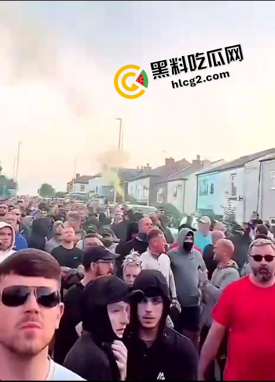 大规模骚乱！英国利物浦发生持刀伤人事件 造成3名儿童丧命 11人受伤！  第7张