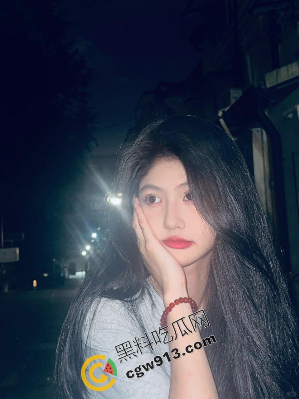 上海戏剧学院校花的私密收藏！为了 LABUBU 她不惜献身金主，淫靡视频外流震憾全校  第3张