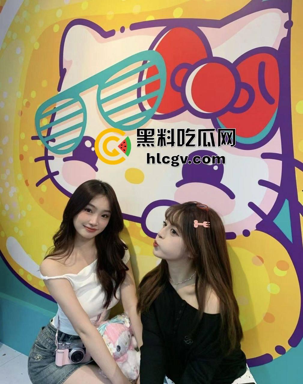 瓜友爆料约炮顶级颜值反差婊【刘雯雯】！猫耳造型卖萌，口交私拍骚劲十足！  第11张