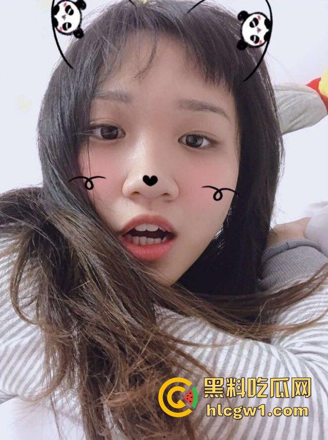 南昌万达金街服装店销售【陈悦】被调教成母狗！清纯妹子变骚货，各种姿势摆到求主人夸！独家爆料！  第2张