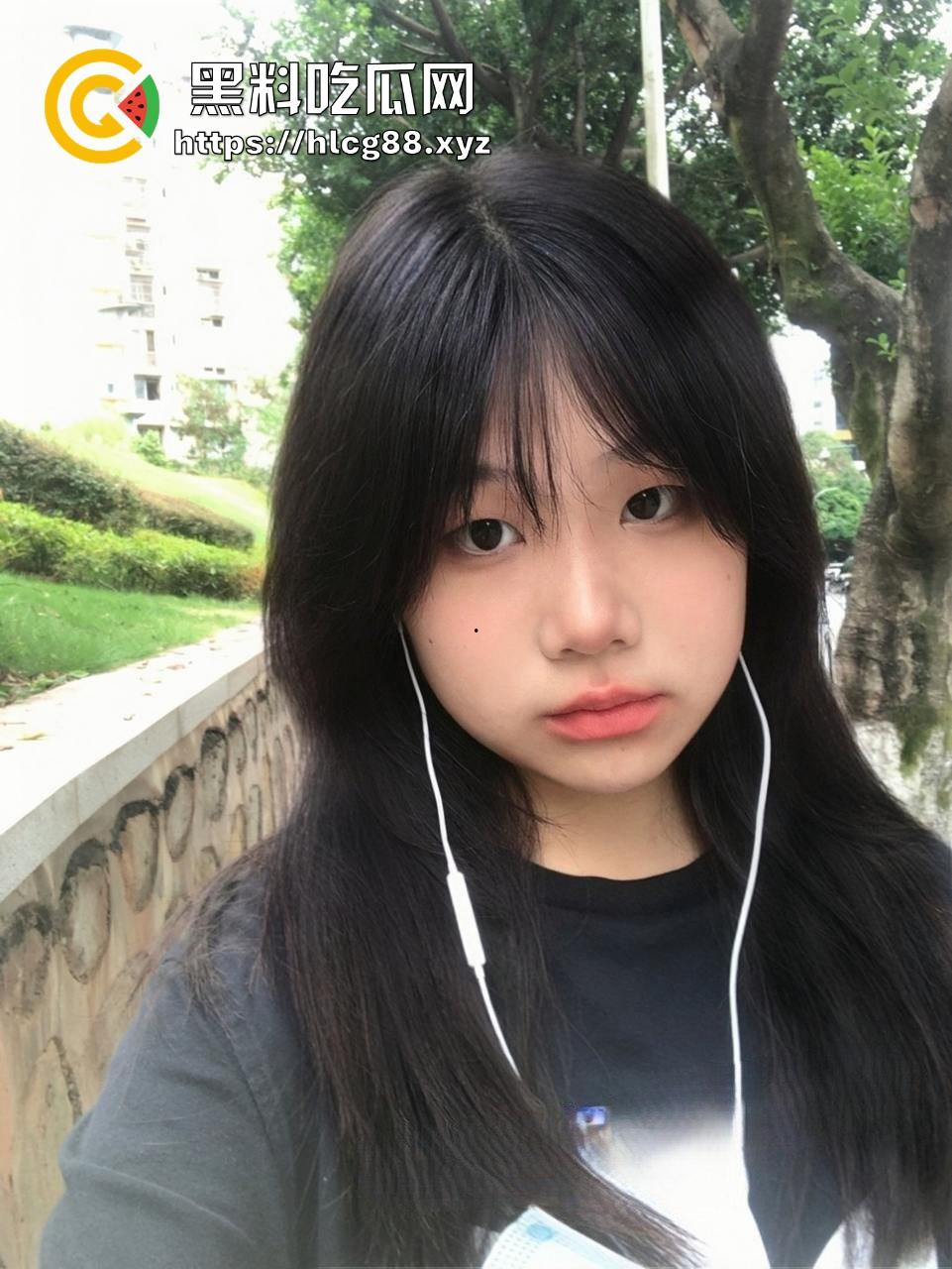 湖南长沙民政职业技术学院嫩妹【鲁毓雯】反差母狗曝光！背着男友偷操网友调教视频骚得炸裂，嫩逼贱样真骚！  第1张