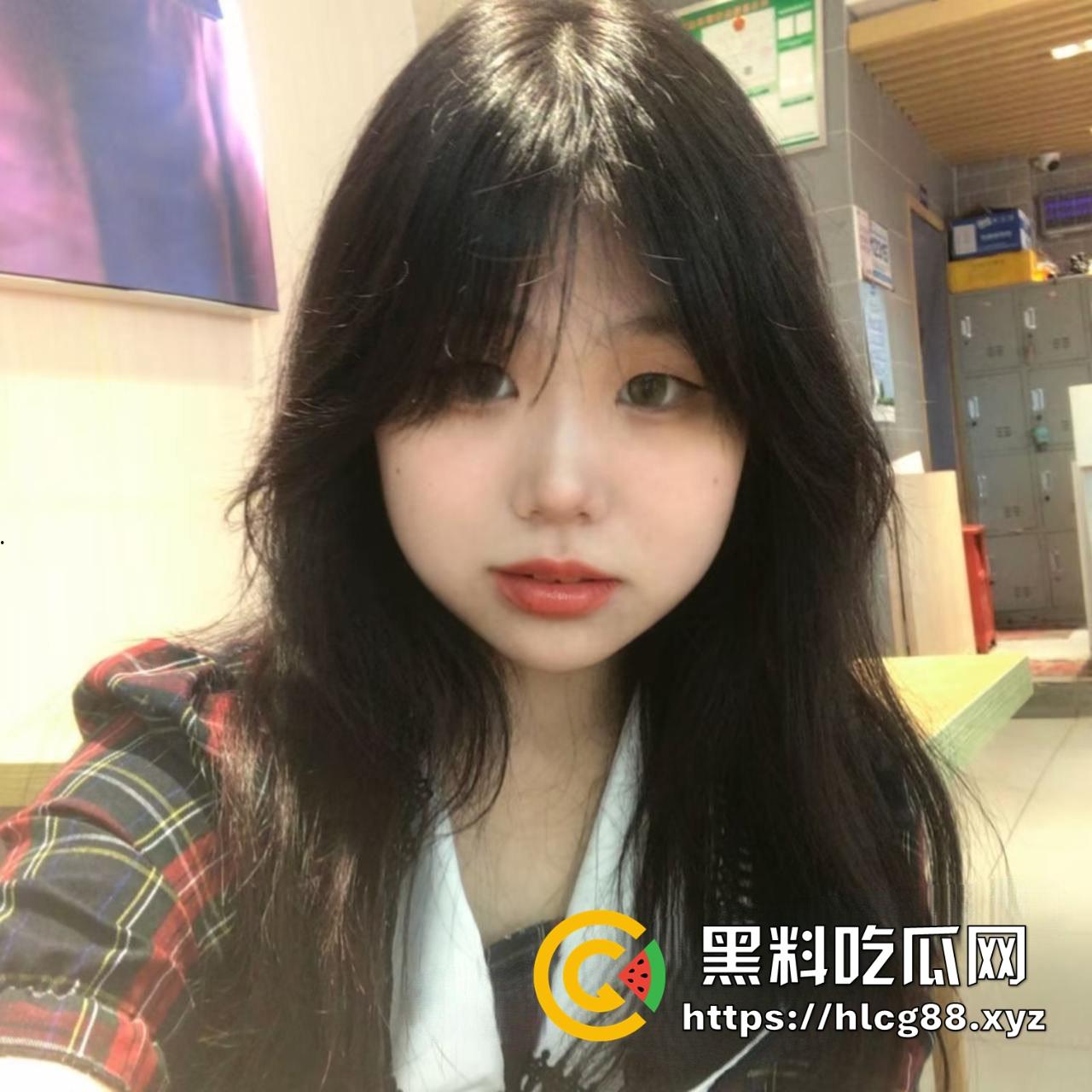 湖南长沙民政职业技术学院嫩妹【鲁毓雯】反差母狗曝光！背着男友偷操网友调教视频骚得炸裂，嫩逼贱样真骚！  第4张