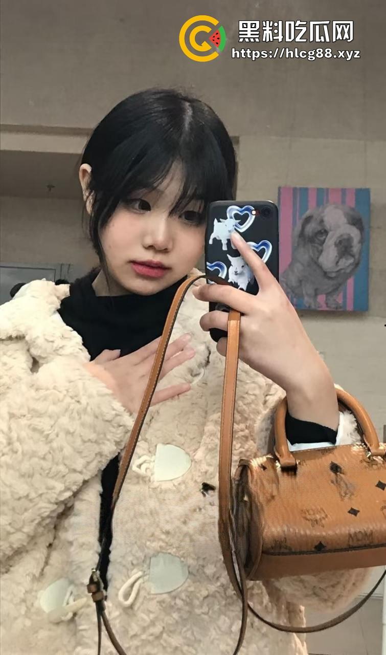 湖南长沙民政职业技术学院嫩妹【鲁毓雯】反差母狗曝光！背着男友偷操网友调教视频骚得炸裂，嫩逼贱样真骚！  第6张