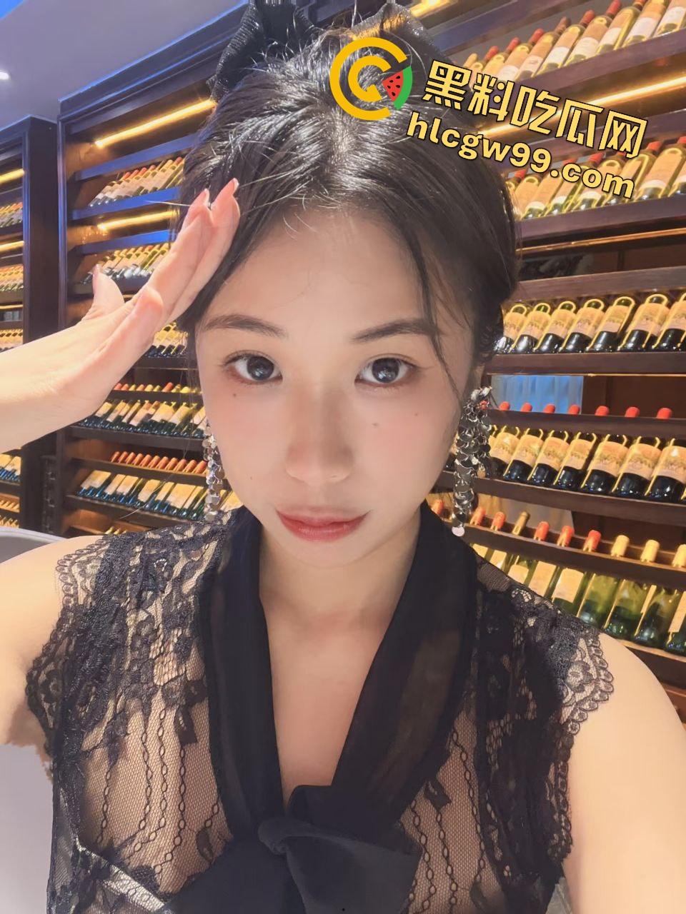 辽宁沈阳反差性感少妇【陈艳萍】私拍洗澡美奶娇躯，约炮大哥多体位爆干翘臀骚逼！独家曝光流出！  第4张