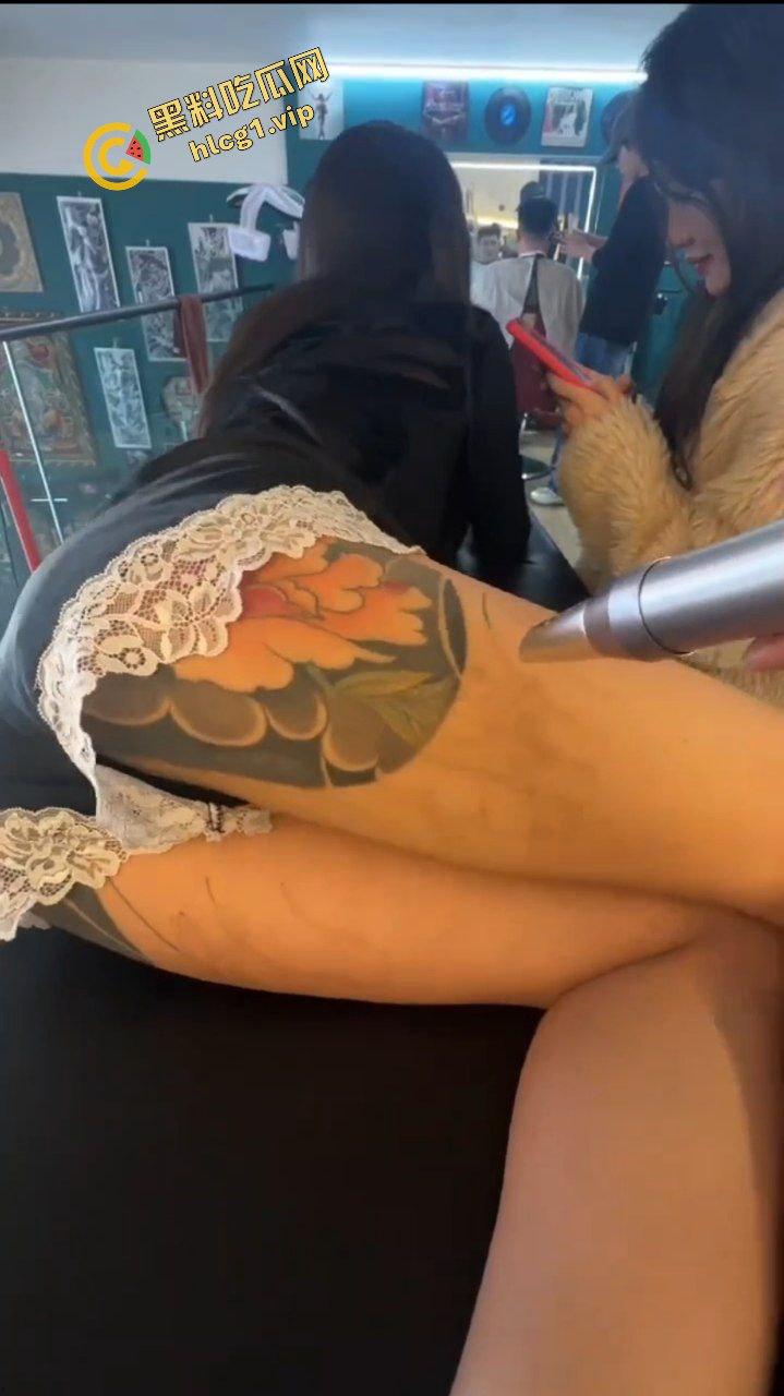 盘点各路 精神妹社会姐纹身！纹逼纹奶子 只为彰显母狗风范！  第1张