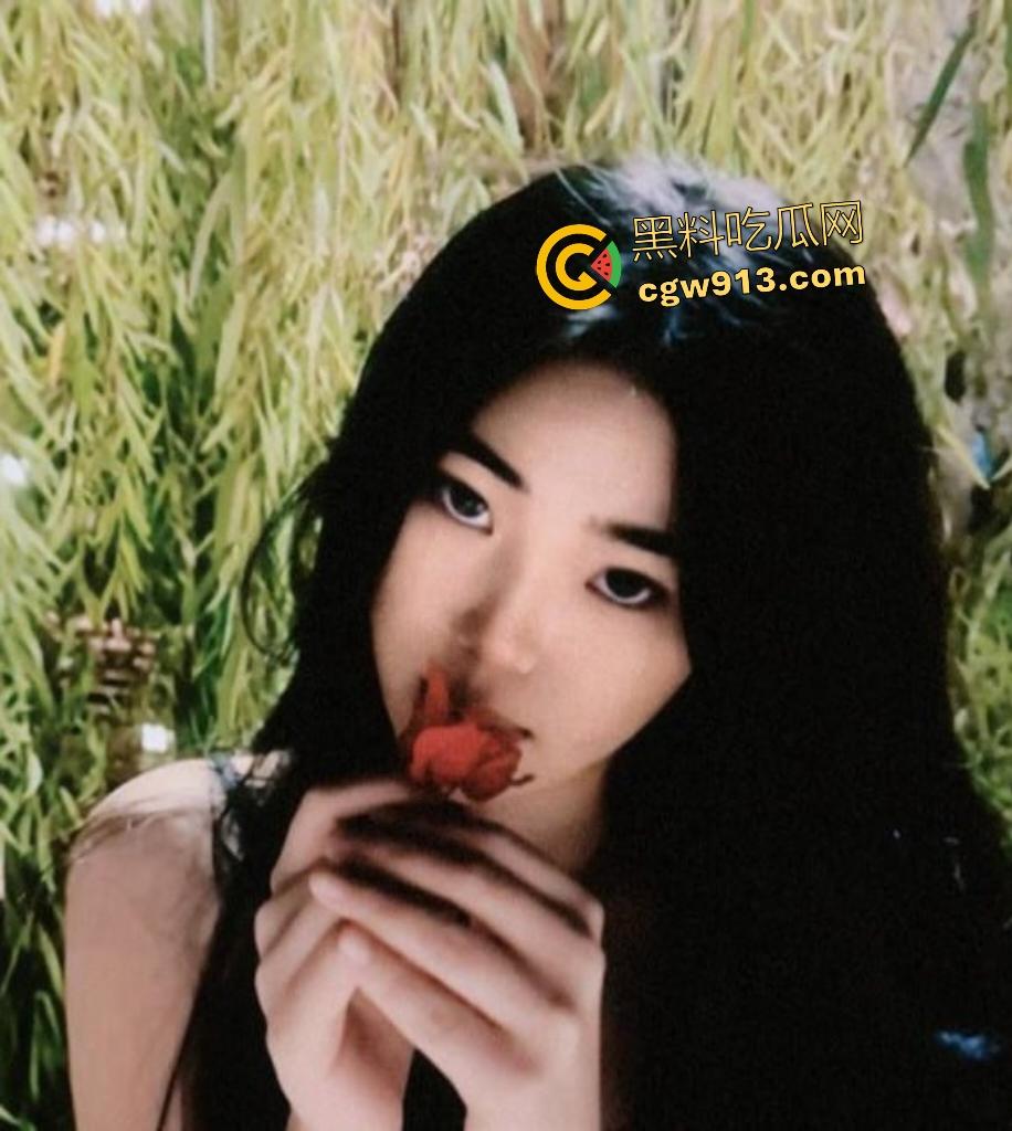 山东菏泽反差嫩妹【刘星明】，男友各种姿势爆操黑丝肥臀，浪叫拉满，嫩逼被干到喷水！  第2张