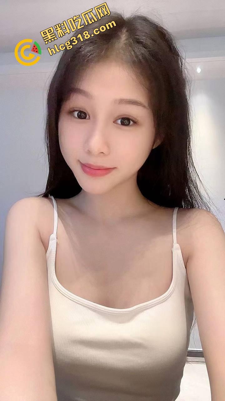 现在小仙女背地里全沉迷黑屌巧克力，一个个被操得腿软心服，舔着黑屌笑得像吃糖喊着Daddy求内射！  第5张