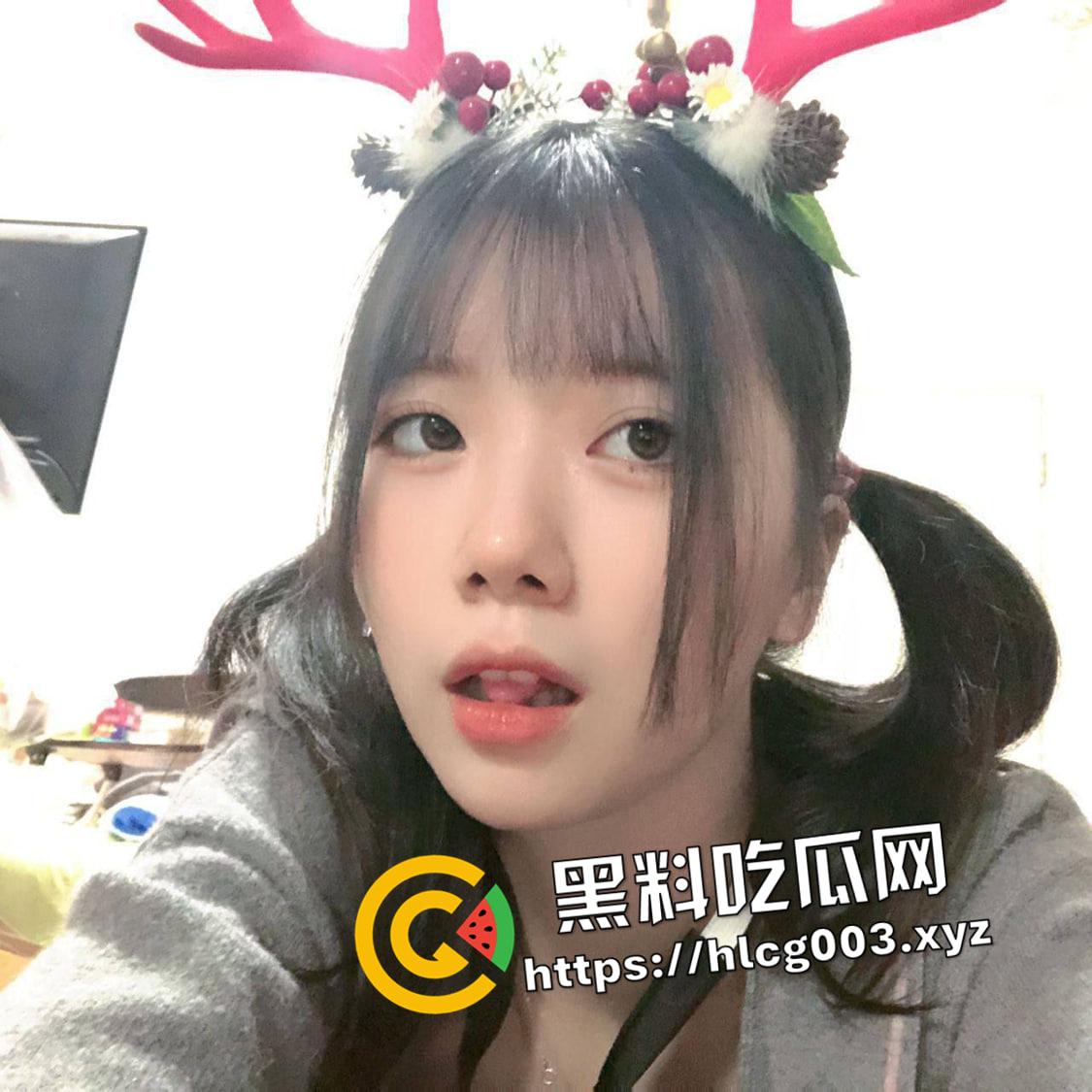 石河子大学反差学妹修手机网调视频被流出  掰开白嫩小穴 嘴里塞满骚内裤 自己嗦自己的淫水 第1张