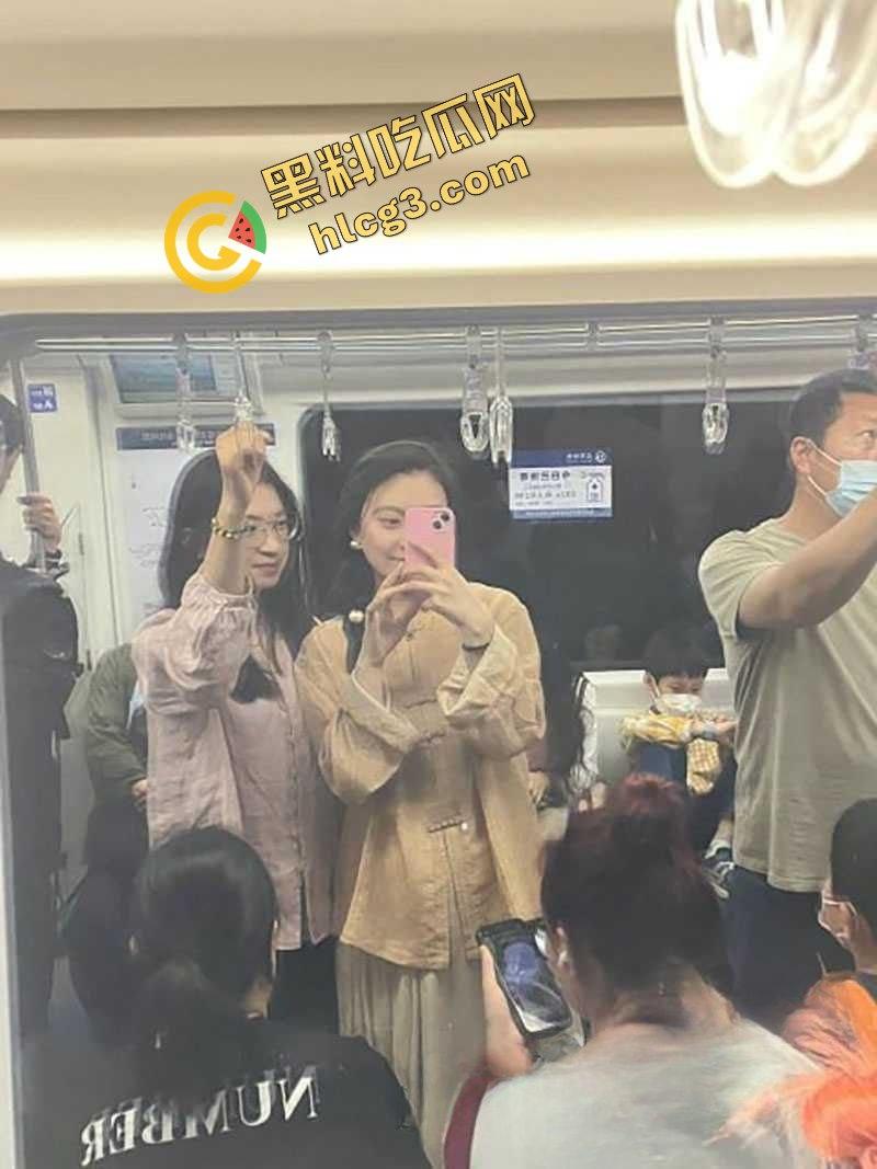 云南第一人民医院女护士『陈萍萍』为升职加薪献身科室主任 翘臀趴在办公桌上 让领导后入泄火  第5张