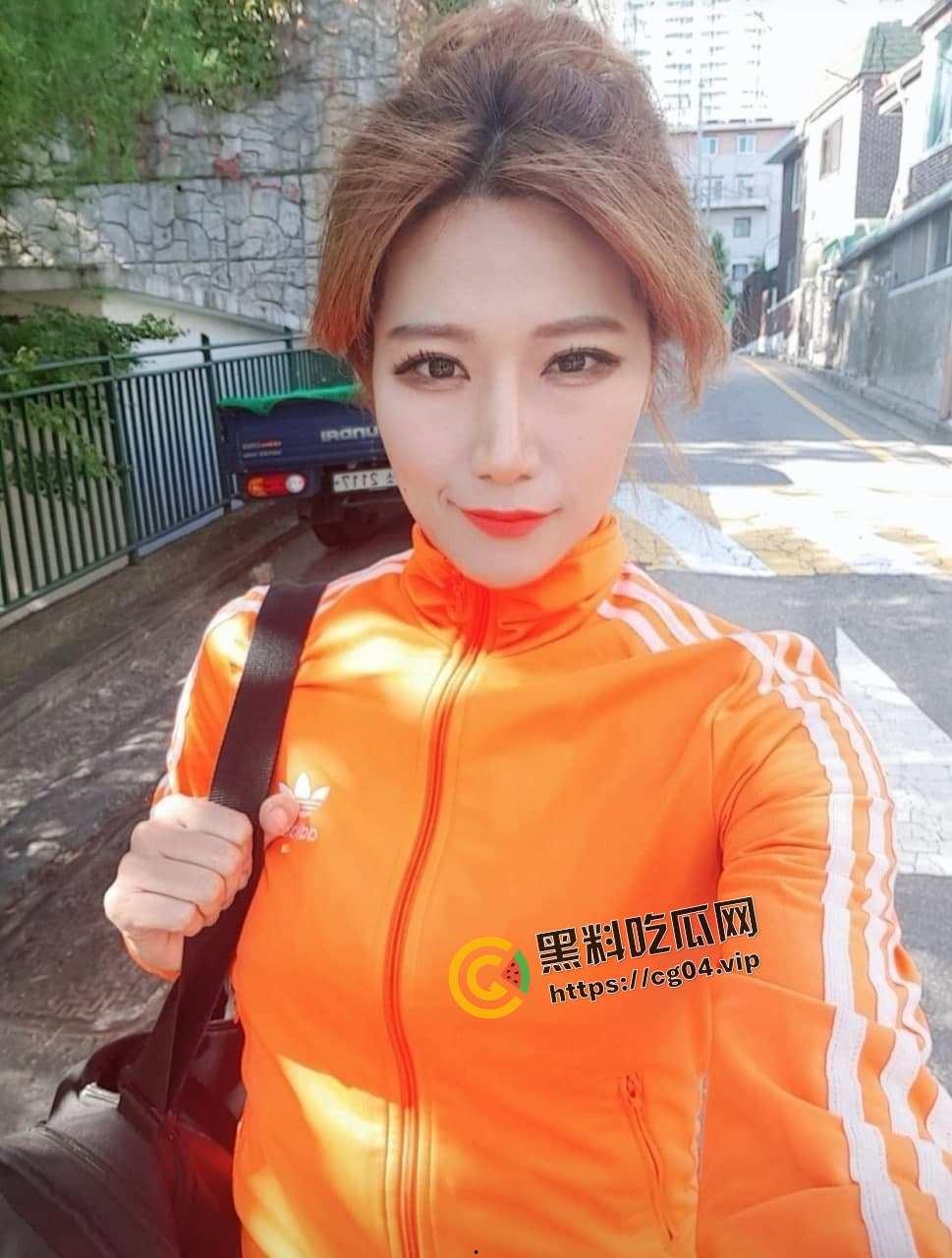 南韩普拉提教练 为金主献身 口爆吞精后入 白天上班普拉提 晚上后入当炮机  第2张