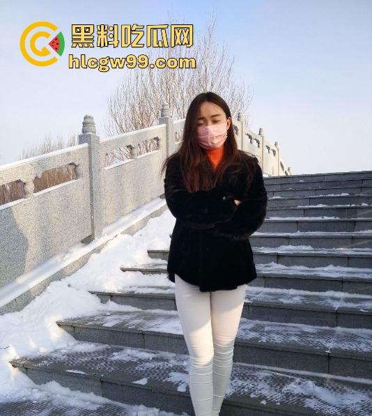 公司团建狗男女集体约炮狂欢，人妻女同事酒店里被操到天昏地暗，别人的老婆成了泄欲玩物，骚得比外围还放得开！  第2张