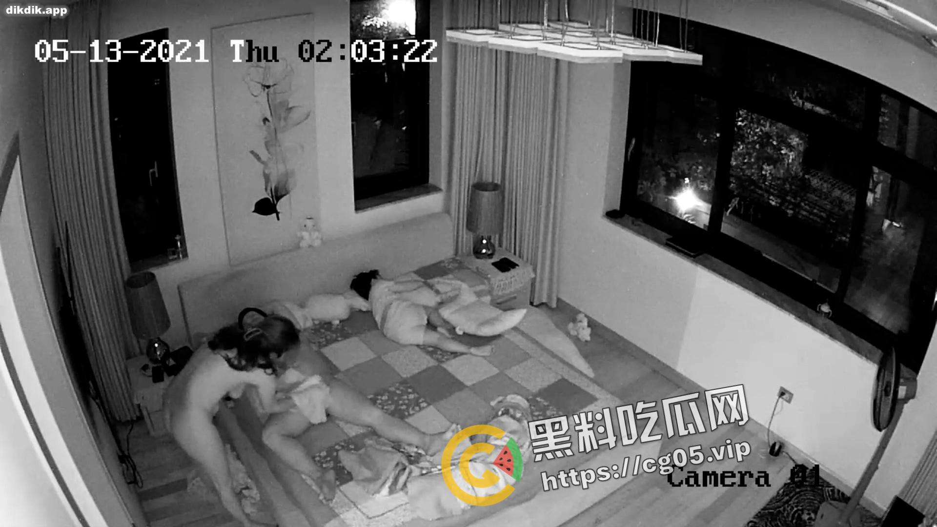 监控流出！四川夫妇当着孩子的面就操了起来搞了个一小时全套 孩子还纳闷怎么地震了  第5张