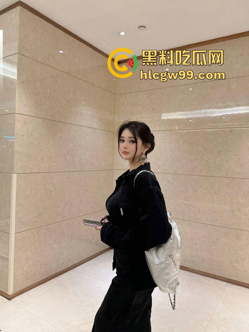 大姨妈拦不住铁血猛男，酒吧约的妹子，今夜必须干，大姨妈算个屁，真男人从不认怂红浪滔滔也要干到底！  第4张