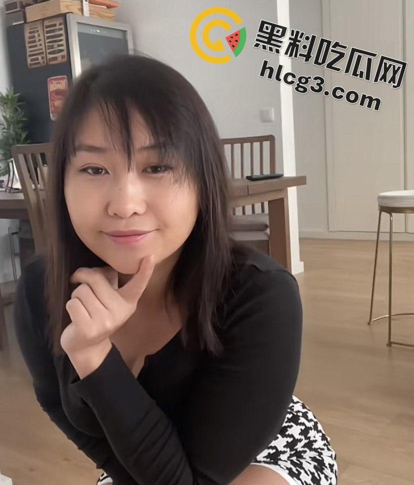 抖音贤妻良母网红『Lulu爱三明治』私拍视频曝光！华裔熟女老骚逼各种定制、自慰、肛交！  第7张