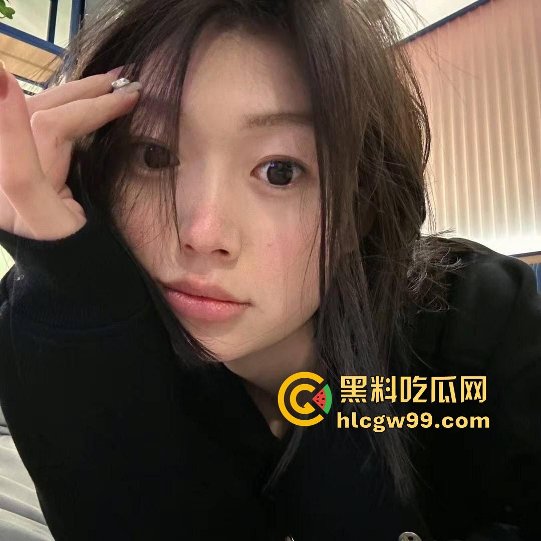 宁夏回族骚货【马莹莹】被粉丝爆料，22岁高挑学生妹，擅长口交后入SM全包，口交技术一流真会玩！  第6张