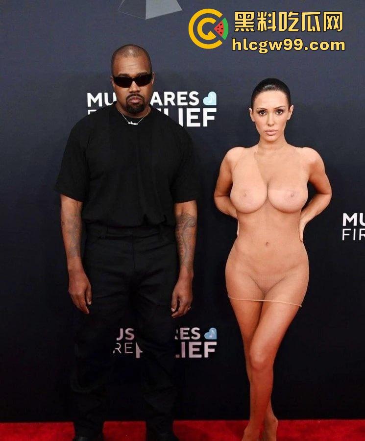 侃爷的老婆在格莱美颁奖典礼造型曝光，一次比一次严重了，基本全裸了，这是侃爷有绿帽倾向还是比安卡有暴露癖？  第2张