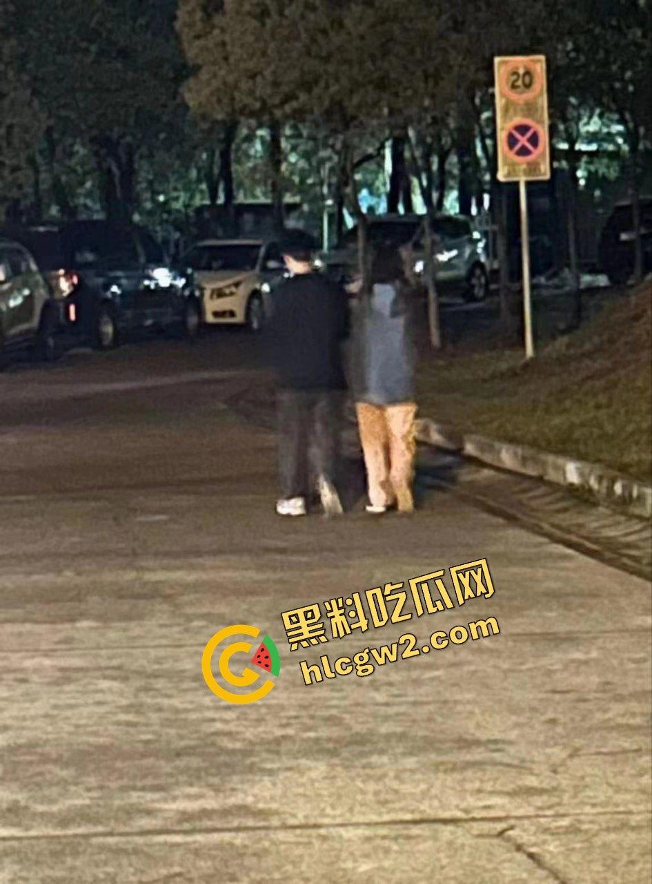 独家曝光！河南科技大学反差母狗『王昱心』公交车骚鸡 换男友如洗手 上位性爱遭泄密！  第4张